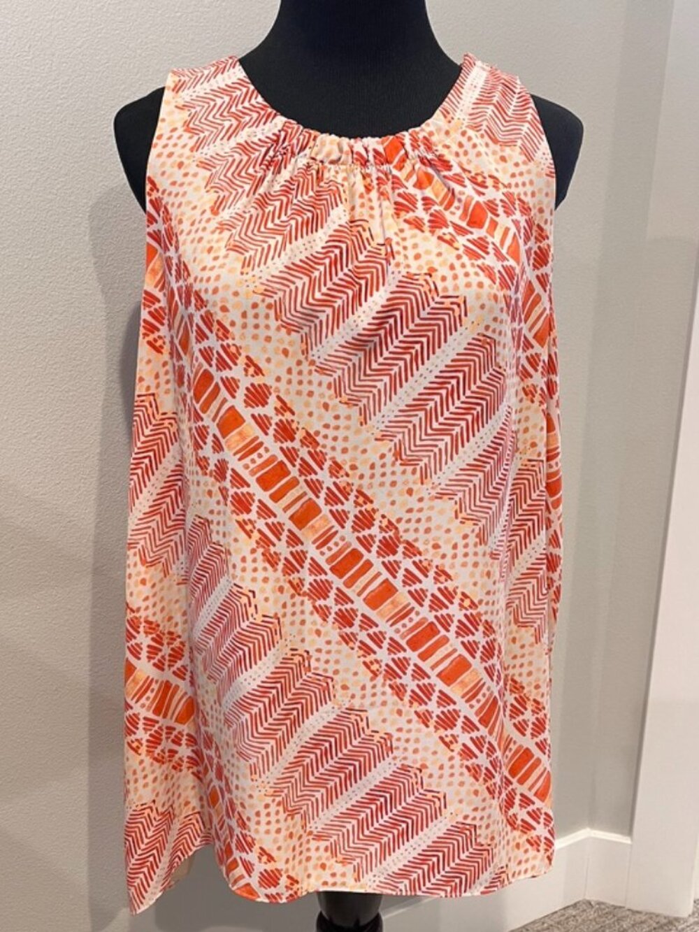 Vince Camuto Sleeveless Top Size Large